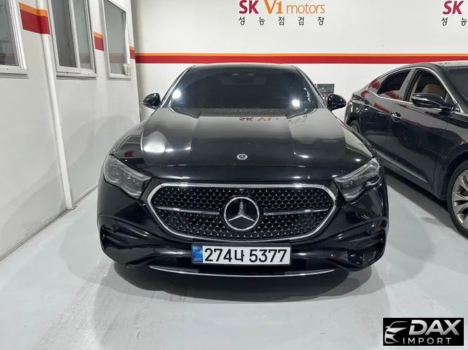 Mercedes-Benz E-Class E300 4MATIC AMG Line