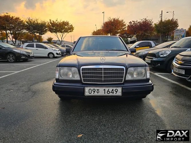 Mercedes-Benz E-Class E200