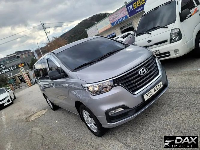 Hyundai Starex 4WD Urban 9-Seater
