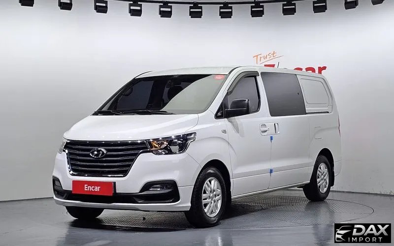 Hyundai Starex Van 5-Seater