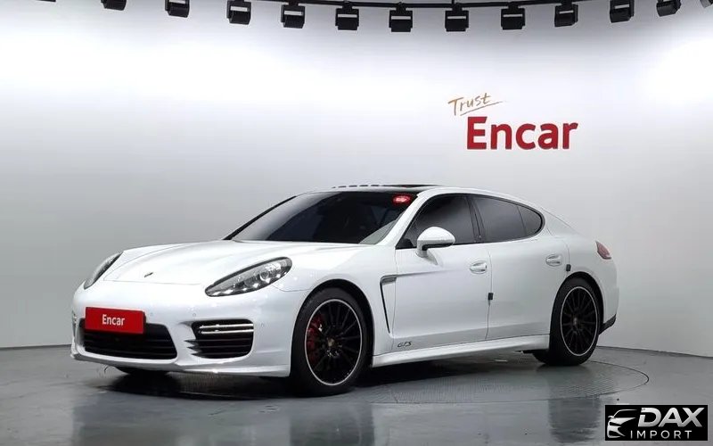 Porsche Panamera 4.8 GTS