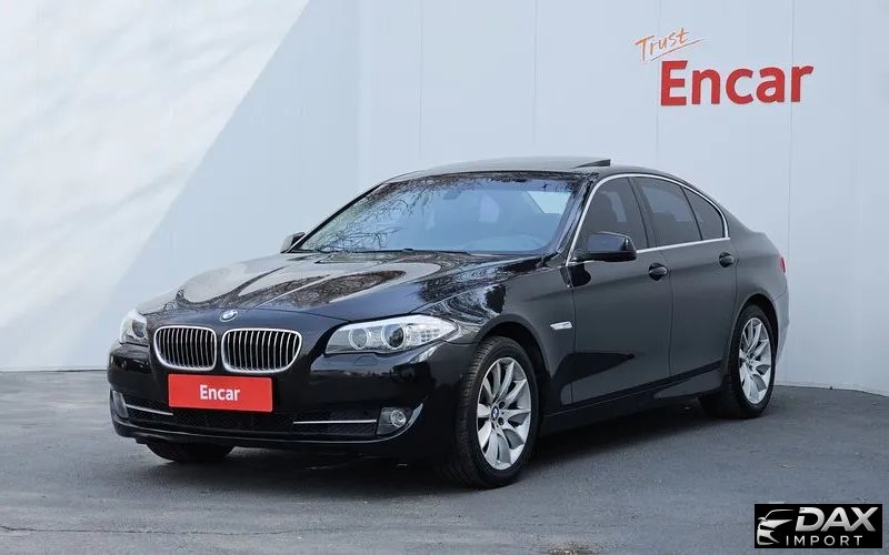 BMW 5-Series 528i