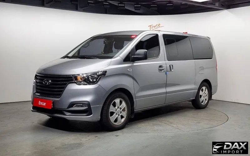 Hyundai Starex Wagon 12-Seater