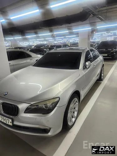 BMW 7-Series 740i