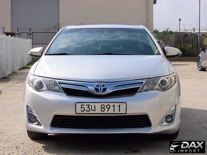 Toyota Camry Hybrid XLE