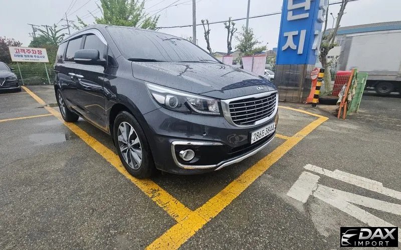 Kia Canival 9-seater Luxury