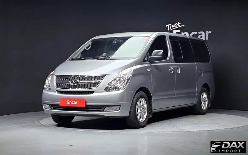 Hyundai Starex 12-Seater Wagon