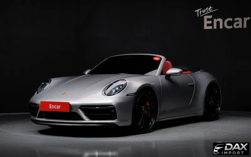 Porsche 911 Carrera 4 GTS Cabriolet