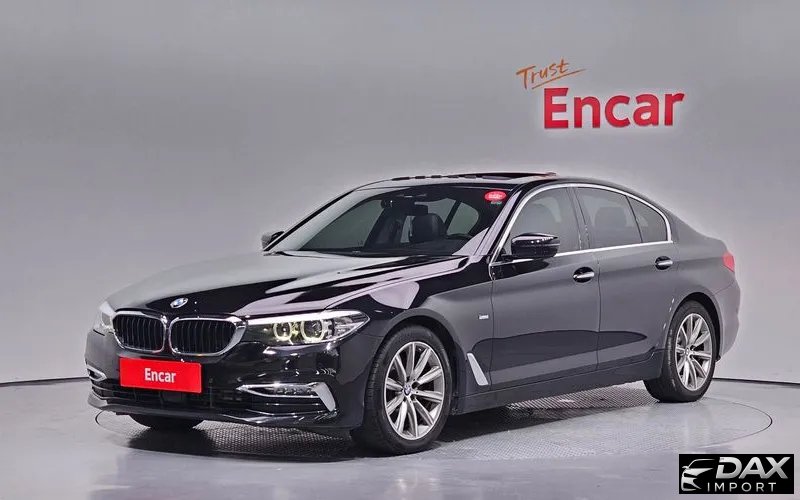 BMW 5-Series 520i Luxury