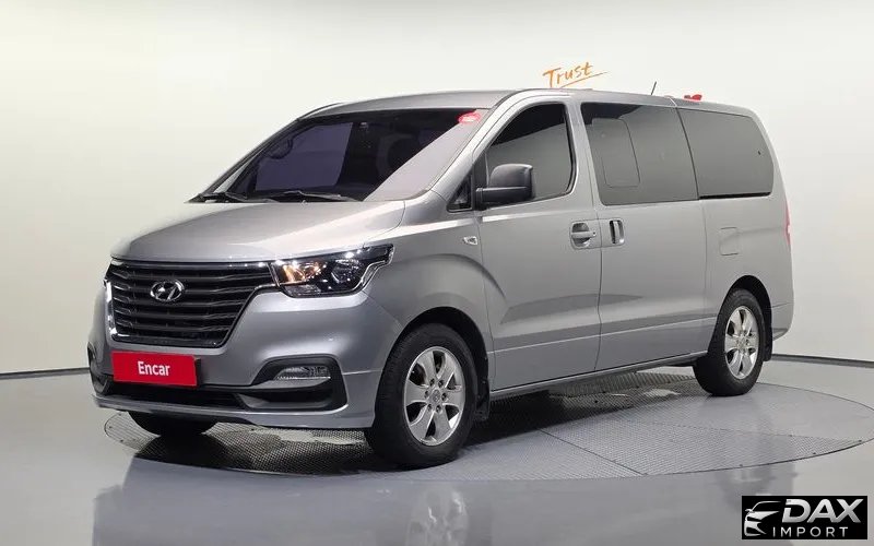 Hyundai Starex Wagon 11-Seater