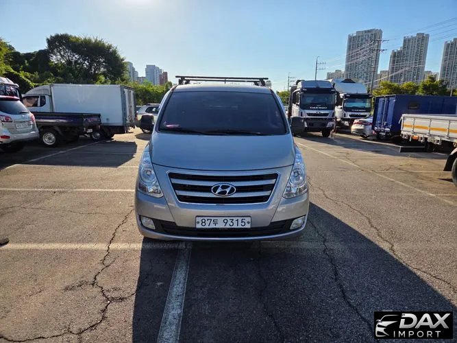 Hyundai Starex 5-Seater VAN