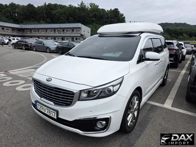 Kia Canival 9-seater Hi-Limousine