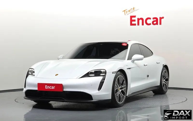 Porsche Taycan Base