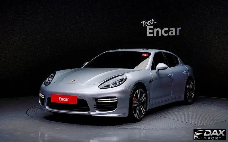 Porsche Panamera 4.8 Turbo