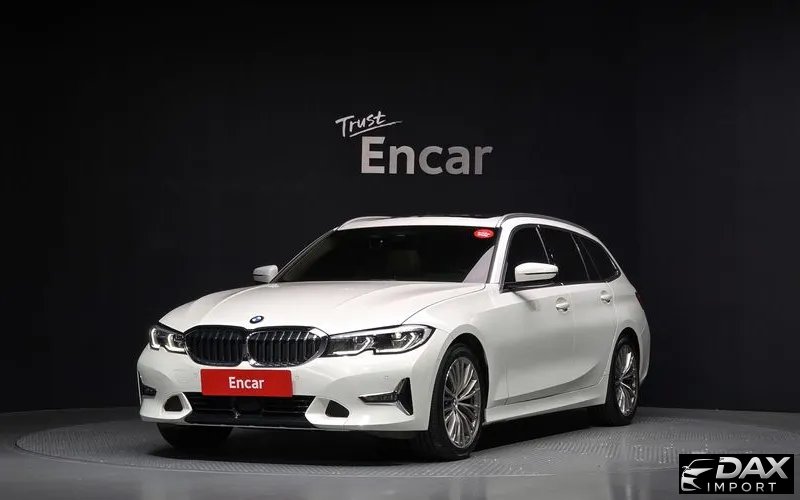 BMW 3-Series 320i Touring Luxury