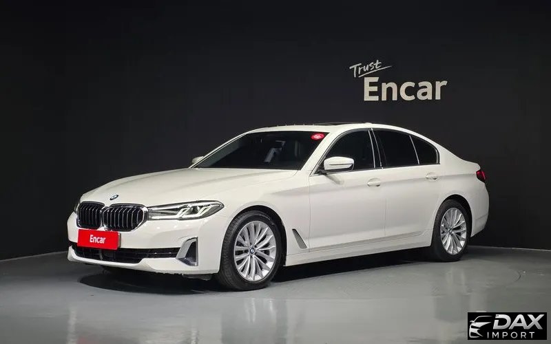 BMW 5-Series 520i Luxury