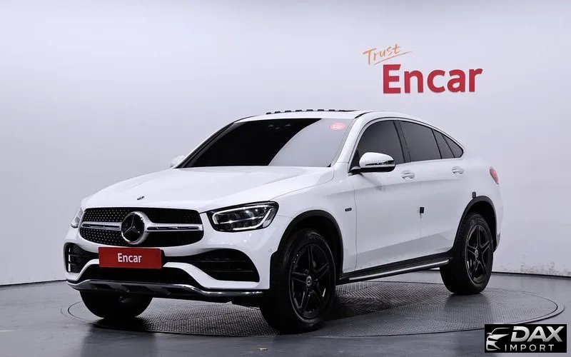 Mercedes-Benz GLC-Class GLC300e 4MATIC Coupe