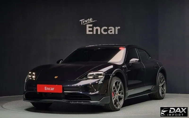 Porsche Taycan 4S Cross Turismo