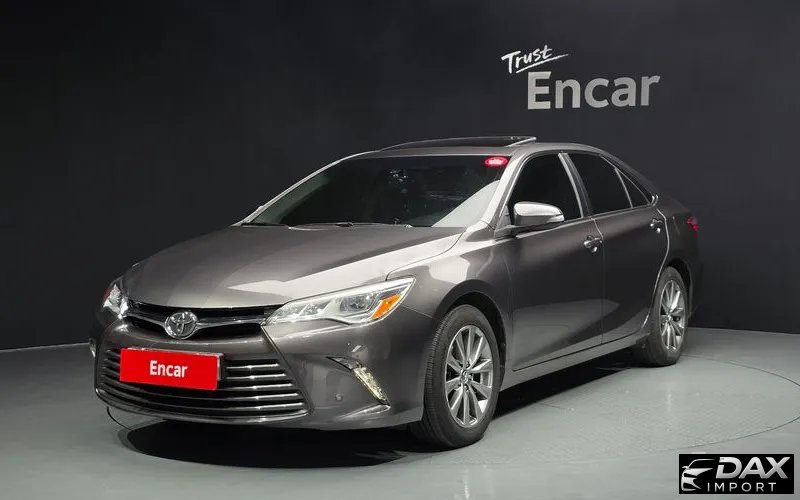 Toyota Camry 2.5 XLE