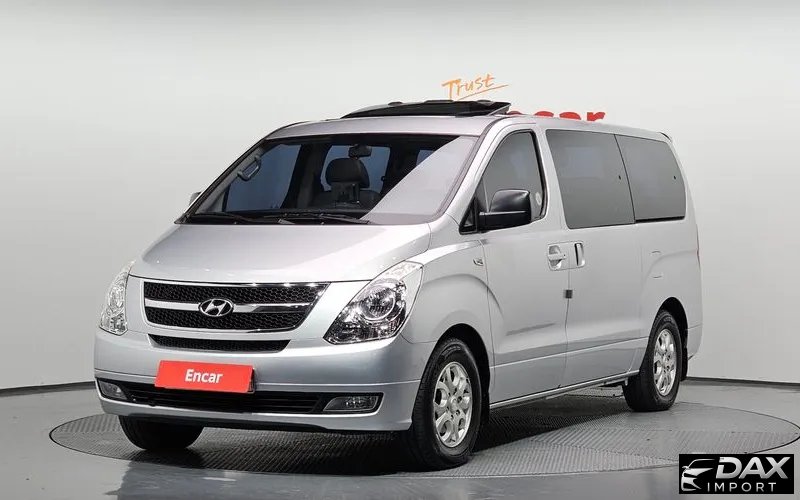 Hyundai Starex 12-Seater Wagon