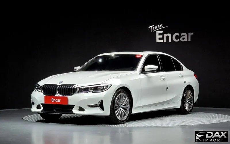 BMW 3-Series 320i Luxury