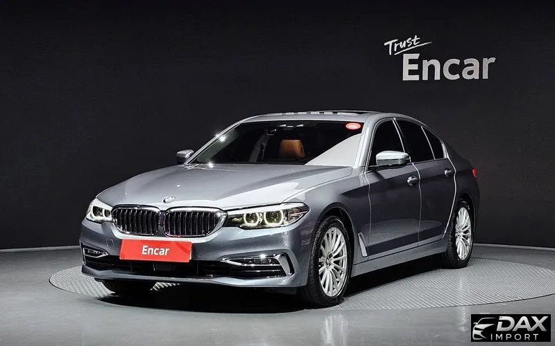 BMW 5-Series 520i Luxury