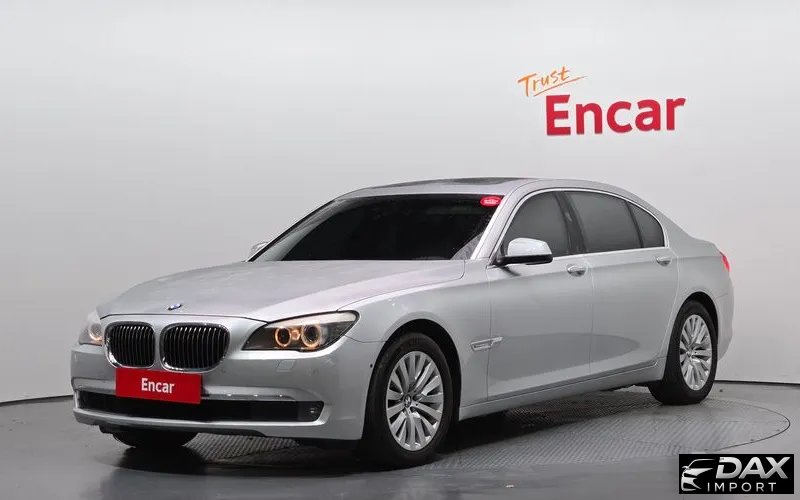 BMW 7-Series 740Li