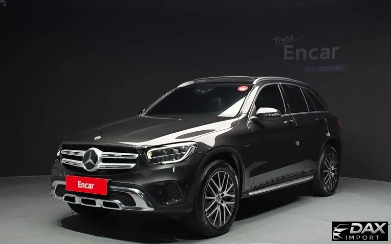 Mercedes-Benz GLC-Class GLC300e 4MATIC