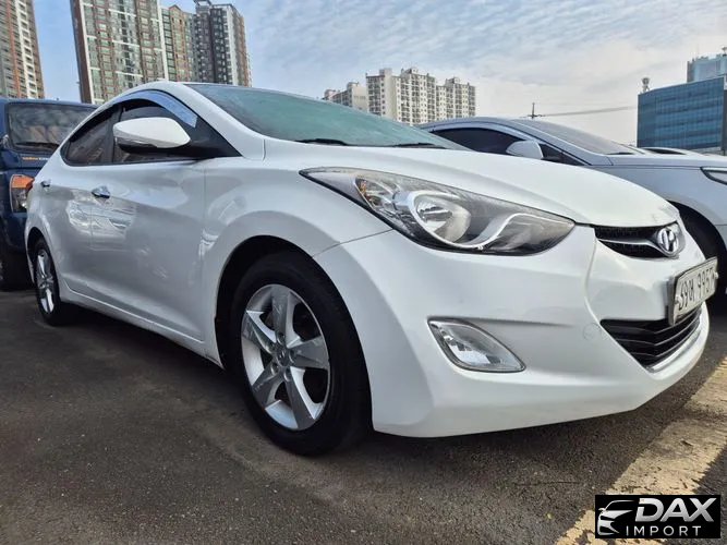 Hyundai AVANTE M16 GDI Deluxe