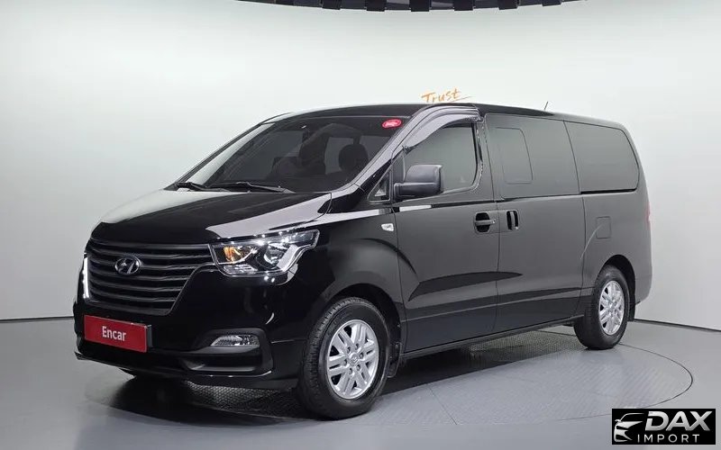 Hyundai Starex Van 5-Seater
