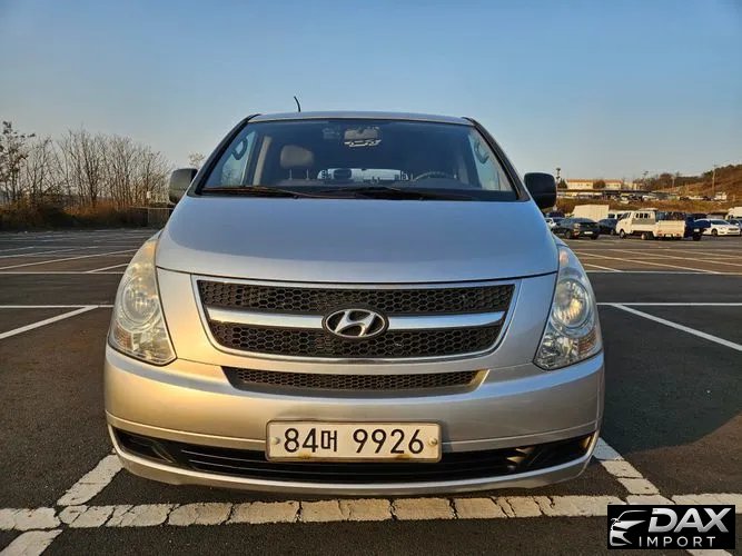 Hyundai Starex 3-Seater VAN