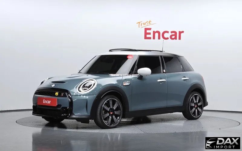 Mini Cooper 5Door Multitione Edition