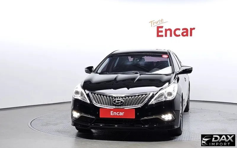 Hyundai Grandeur HG240 Modern