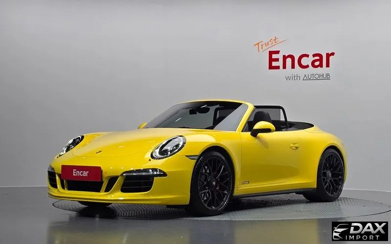 Porsche 911 Carrera 4 GTS Cabriolet