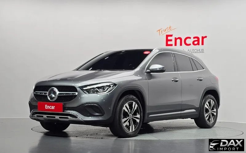 Mercedes-Benz GLA-Class GLA220