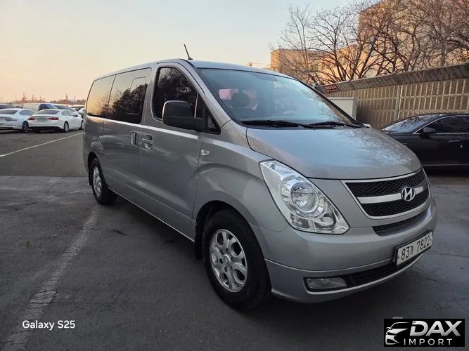 Hyundai Starex 5-Seater VAN
