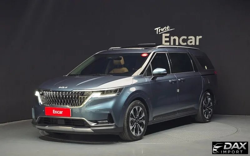 Kia Canival Gasoline 7-Seater Signature