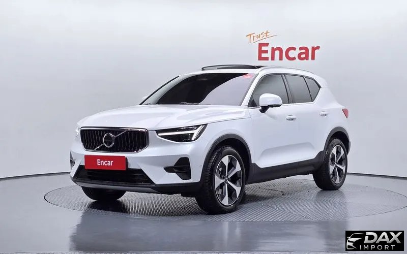 Volvo XC40 B4 Ultra Bright