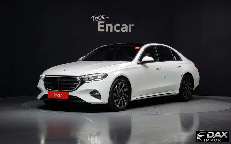 Mercedes-Benz E-Class E300 4MATIC Exclusive