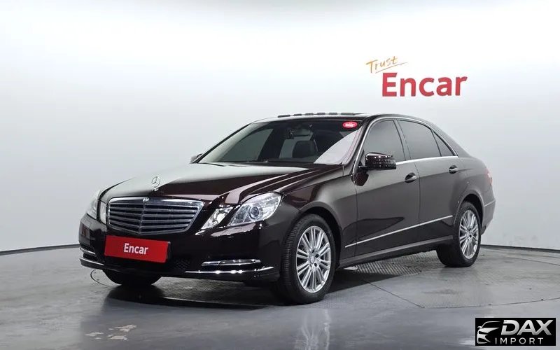 Mercedes-Benz E-Class E300 Elegance
