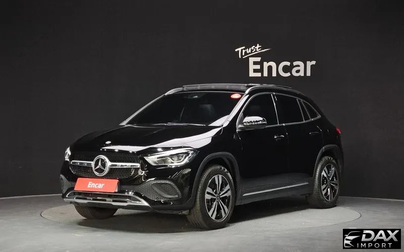 Mercedes-Benz GLA-Class GLA220