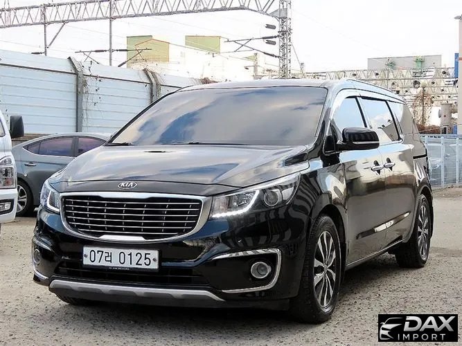 Kia Canival 9-seater Luxury