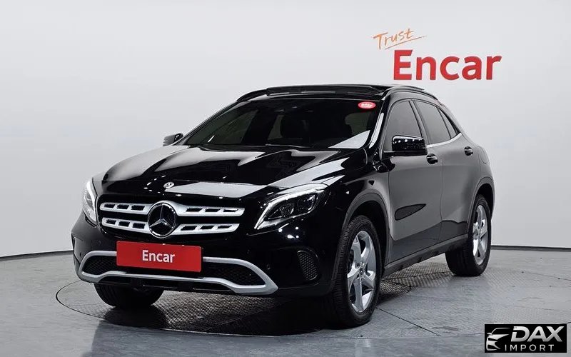 Mercedes-Benz GLA-Class GLA220