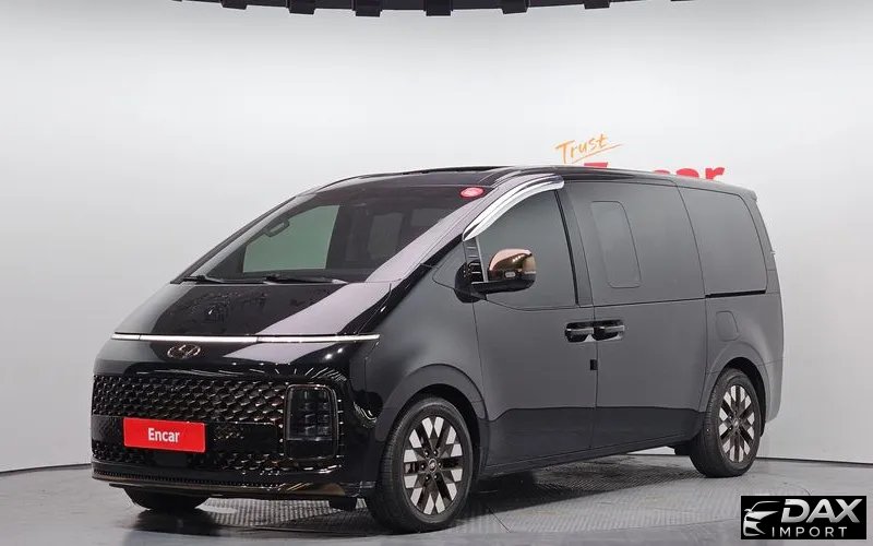 Hyundai Staria 4WD Lounge 7-Seater