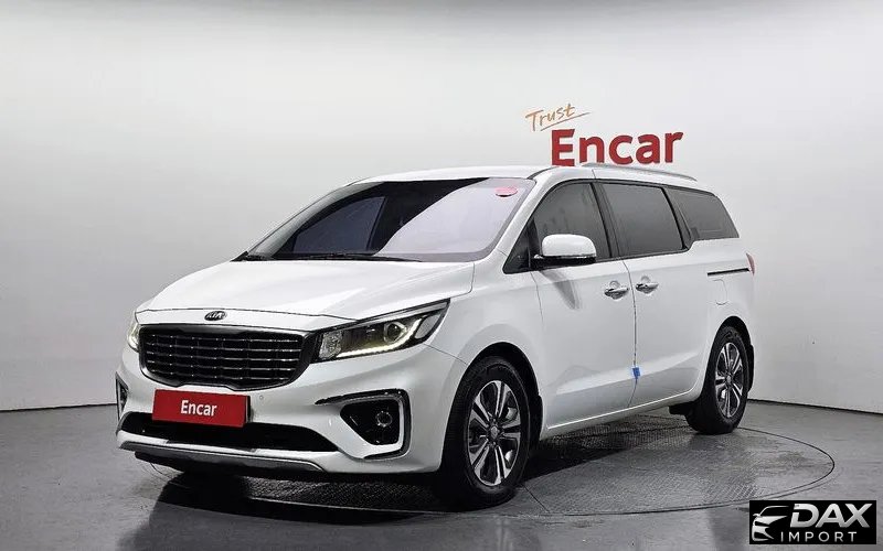 Kia Canival 9-Seater Luxury