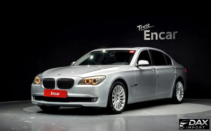 BMW 7-Series 740Li