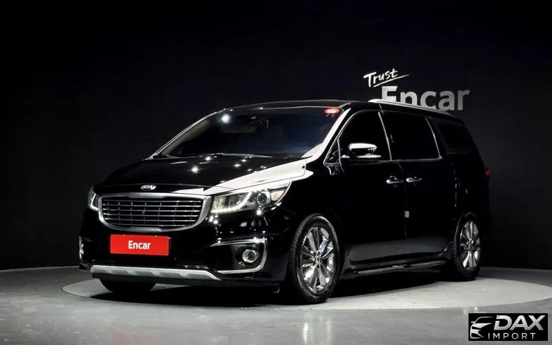 Kia Canival Gasoline 7-seater Limousine