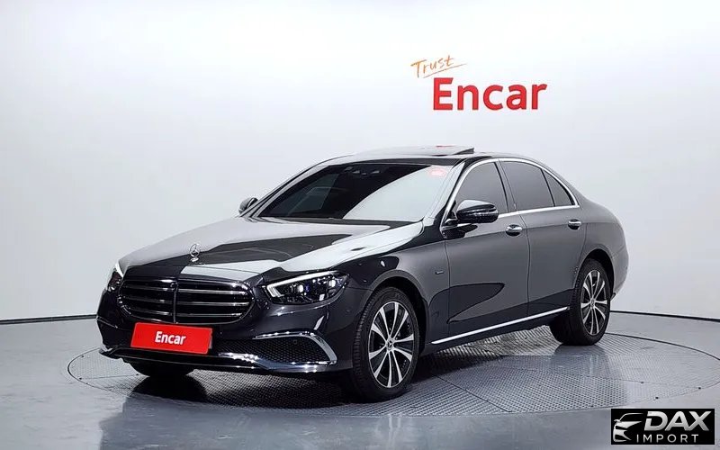 Mercedes-Benz E-Class E300e 4MATIC Exclusive