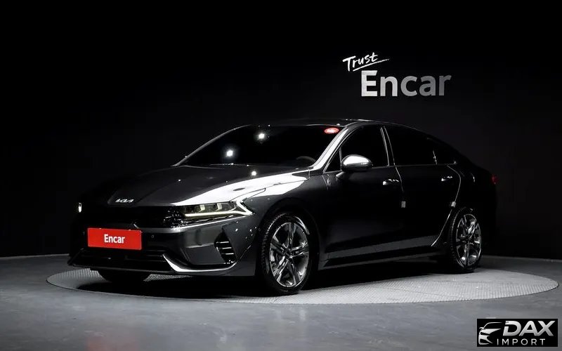 Kia K5 Signature