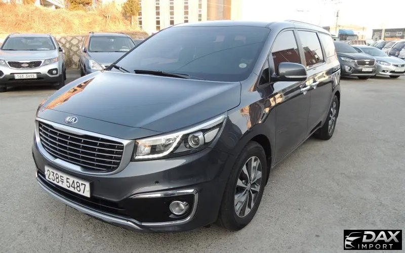 Kia Canival 9-seater Luxury